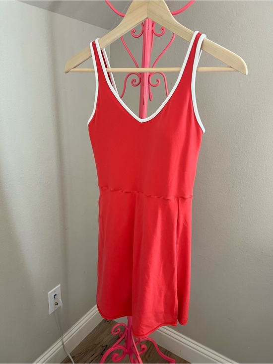aerie Dresses & Skirts - Aerie Coral Athletic Dress with White Edging